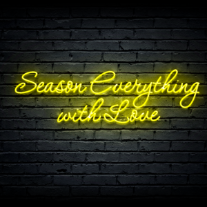 Led neono iškaba „Season Everything with Love”